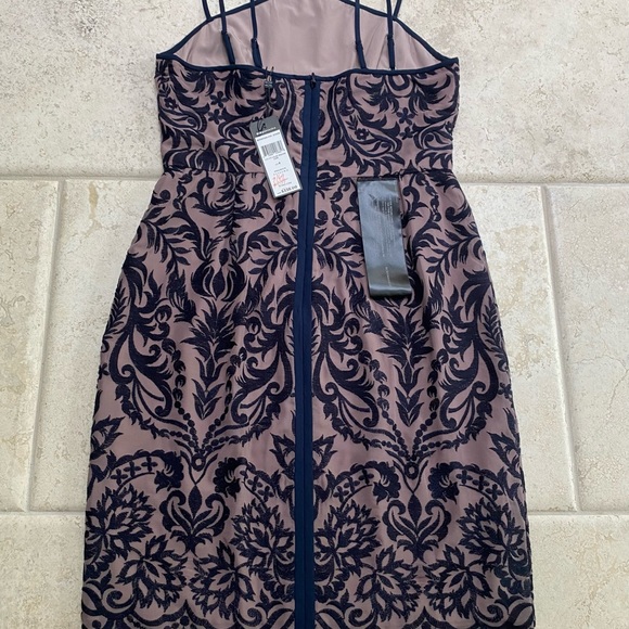 BCBG Maxazria Halter Dress  Embroidered Lavender/Blue  Size 8 New With Tags - Picture 4 of 7